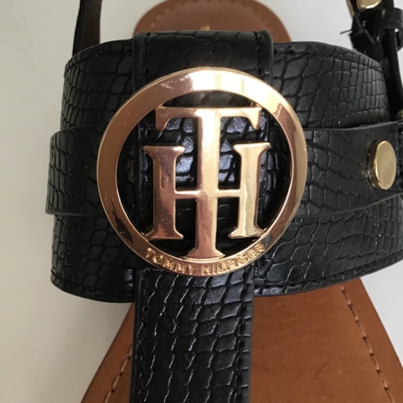 Tommy Hilfiger black thong sandals with heel straps size 7 1/2 - Picture 4 of 8